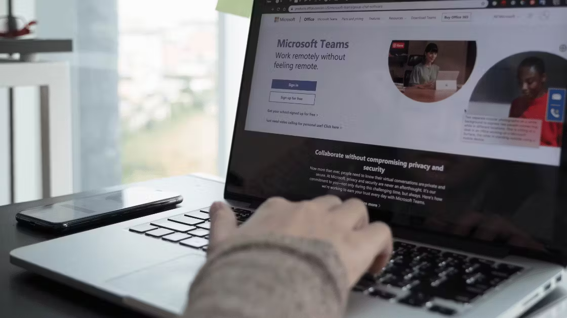 8 Workplace Hacks: How to Use Microsoft Teams More Effectively